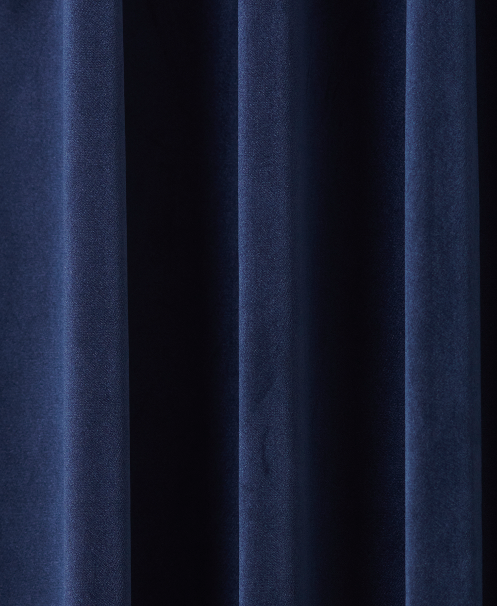 Luxury Velvet Blau 606