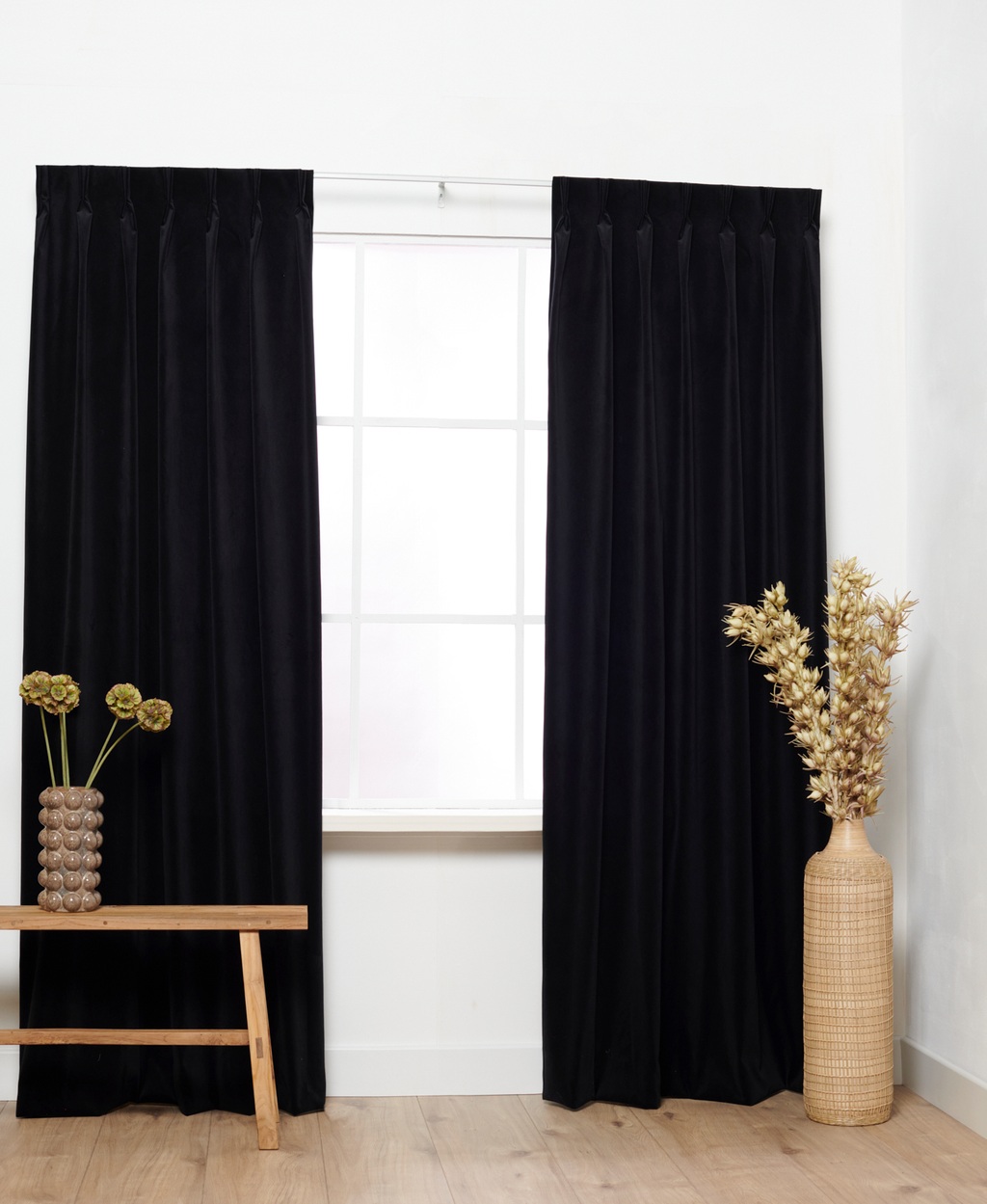 Luxury Velvet Schwarz 800