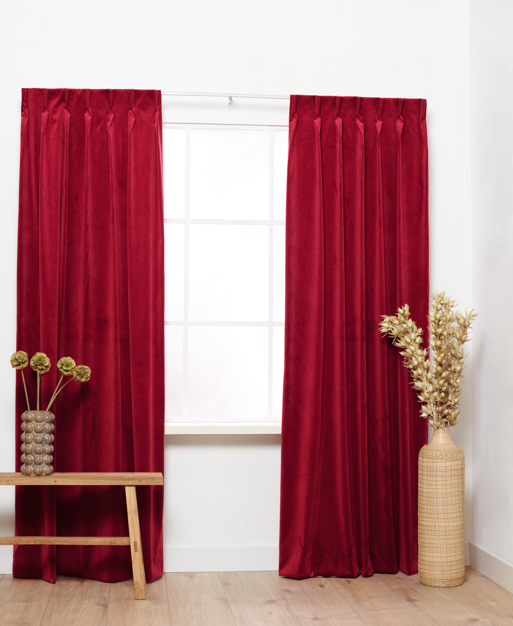 Luxury Velvet Rot 200